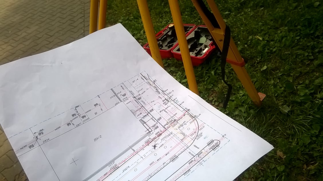 co sprawdzić geodezyjnie przed zakupem działki